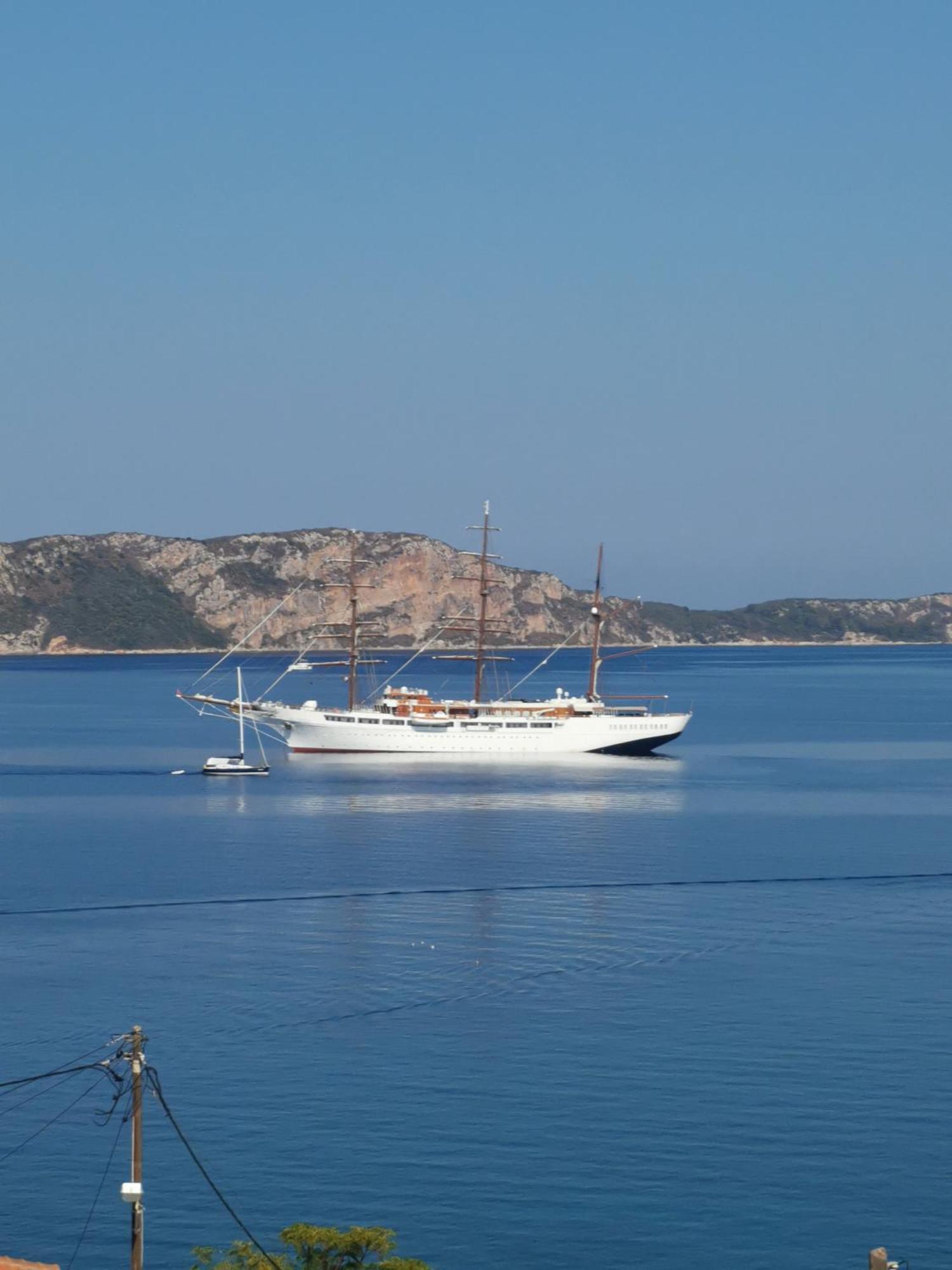 Artemis Sunset View Apartment Pylos Exterior photo